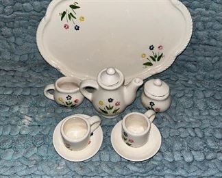 Child’s porcelain tea set