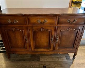 Very nice buffet/dresser