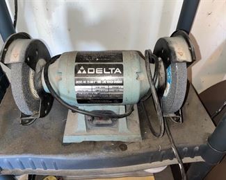 Delta electric grinder