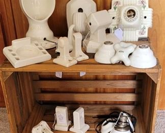 Vintage porcelain pieces