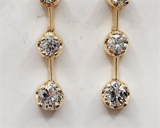 Diamond line earrings 