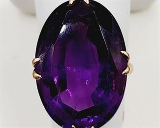 Huge amethyst and gold ring 
