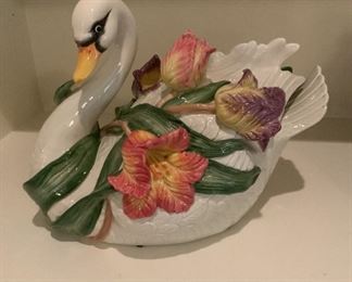Fitz and Floyd Tureen