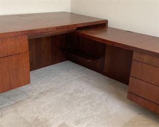 LShaped Desk