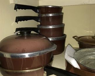 Full set of Club pots. Belonged to Mrs. Doris Gremillion 