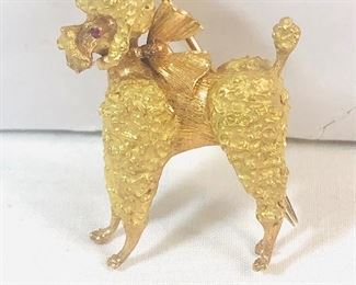 Spectacular 18K Gold Poodle shaped Double pin Mink Stole Fur Clip . There’s a small ruby eye. This fine quality piece is Substantial weight slightly over 18 grams or over half ounce of gold . 