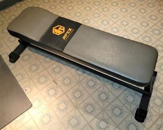 Apex weight bench