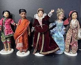 Girls of many lands x5 by American Girl 10”