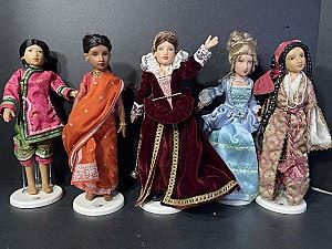 Girls of many lands x5 by American Girl 10”