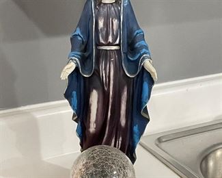 Moonrays Mary Garden Statue with Solar Powered Crackle Globe White LED,  was $12, NOW $9