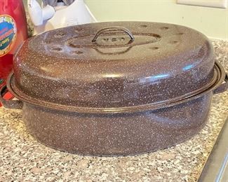 Roaster w/lid,  was $20, NOW $12