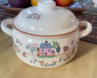 Country house  covered casserole dish,  was $6, NOW $4