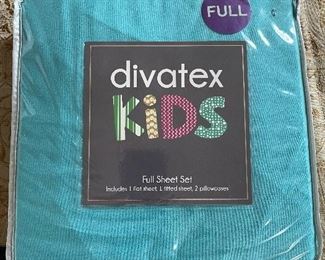 NEW* Divatex Kids Full Sheet Set,  was $16, NOW $10