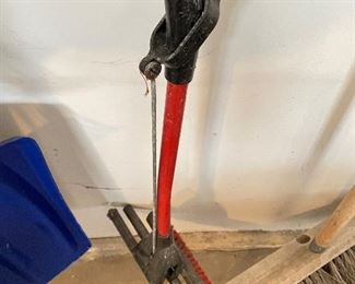 Long handle window mop and squeegee,  was $10, NOW $6