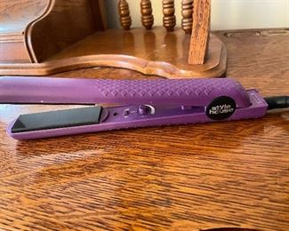 Hair straightener,  was $6, NOW $4
