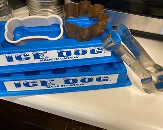 CUTE!! ICE DOG Ice Cubes. Bone Cookie Cutters