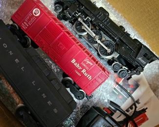 Leionel train set 2037 Locomotive and 6 cars