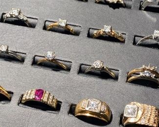 Selection of vintage/antique diamond rings