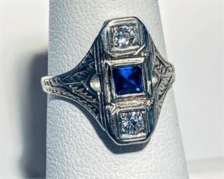 Art deco platinum sapphire and diamond ring 