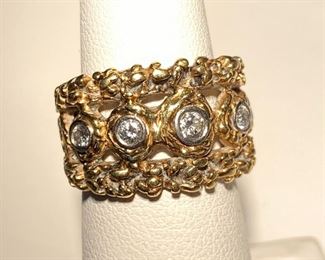 Men's 10k gold diamond ring 