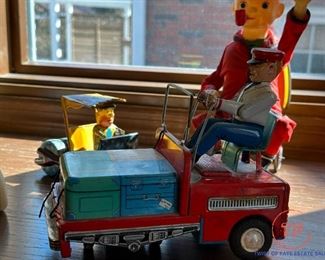 Vintage Masudaya Tin Toy BUSY BUSY POTER 