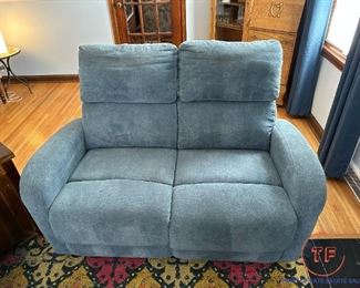 Handy Living ProLounger Loveseat