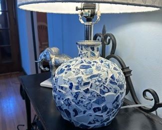 Blue and White Broken Pottery Table Lamp