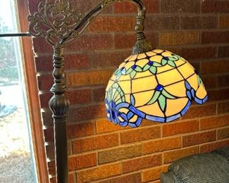 Tiffany Style-Stained Glass Floor Lamp