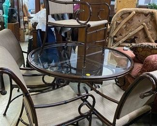 PRESALE ITEM - patio set $300