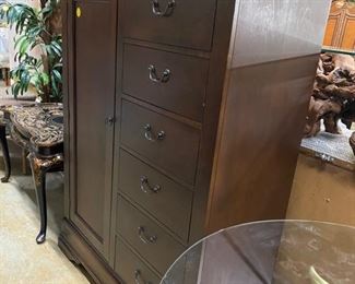 PRESALE ITEMS - Gentleman's chest $450