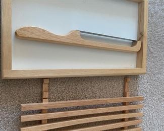 Bread knife and board 