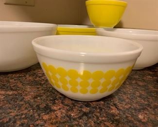 Vintage Pyrex Mixing Bowls, Yellow, White and Yellow Polka Dot