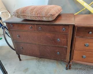 vintage dresser 