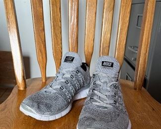 Men’s Nike running shoes