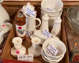 Dinnerware accessories in lots