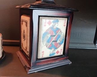 Playing card theme tobacco holder