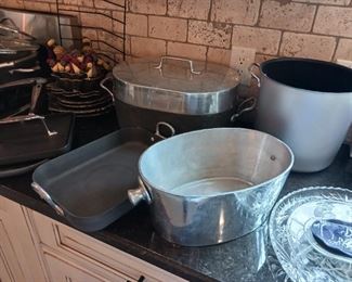 Lots of high quality Kitchen bakeware