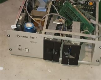 Early polymorphic system 8813 computer