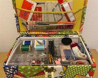 Retro Patchwork Print Sewing Kit