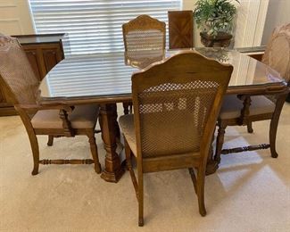 Universal Furniture Cane Back Chair Dining Table with Removable Glass Top