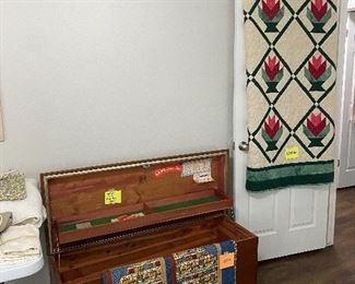 Quilts, Vintage Lane Cedar Chest