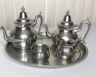Woodbury Pewter Five-Piece Set
Includes tray - 5" round, sugar bowl and creamer, teapot and coffee pot