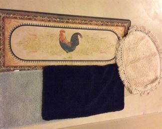 Various Floor Rugs
Includes (2) bathroom mats, navy and light blue - W33" x D20"; (1) white area rug - W30" x D22"; (1) rooster motif kitchen mat - W50" x D22".