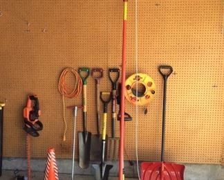 More Garden Tools!!
Includes Black and Decker 20V hedge trimmer with charger and (2) batteries - LMT321; power cords; shovels, deep root waterer, iWorx weed eater with battery and charger and more.