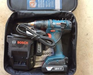 Bosch Lithium Ion 18v Drill
Includes batteries and charger. In working condition.