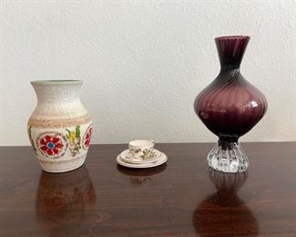 Knick Knacks
Miniature Coal Port China Set, Strawberry pattern; Purple glass hurricane vase, H 6 1/2"; Ceramic Southwestern vase, H 4 1/2".