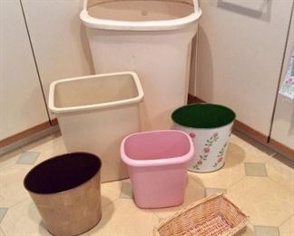 (5) Wastebaskets and Wicker Basket
(5) Wastebaskets. Sizes range from H 9" to H 23". Small wicker basket. H 6 1/2" x W 12" x D 4".
