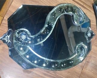 Venietian wall mirror