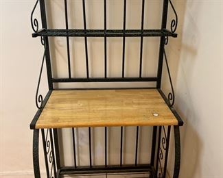 Iron n wood bakers rack