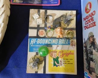 Gumball vending toys